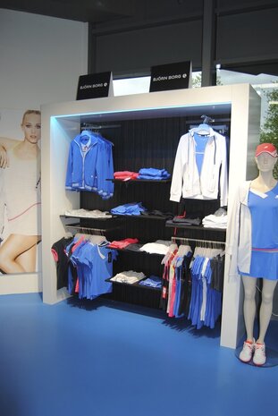 Tennis Store