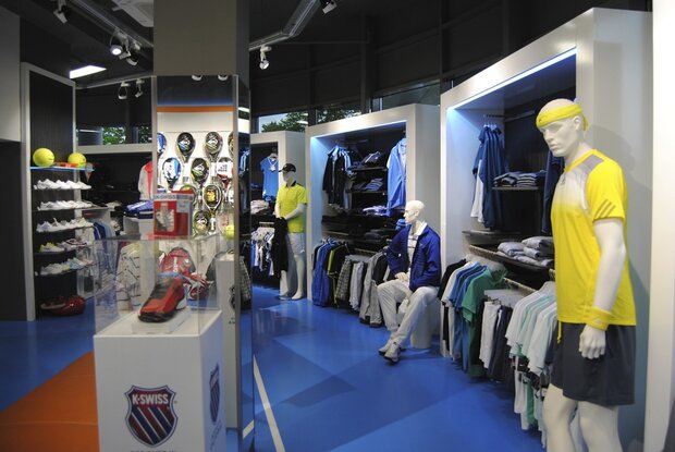 Tennis Store